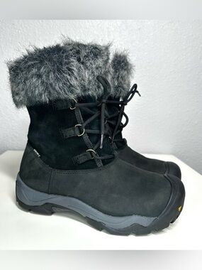 KEEN Helena Women's Waterproof Insulated Leather Boots Faux Fur Lace Up Size 8.5